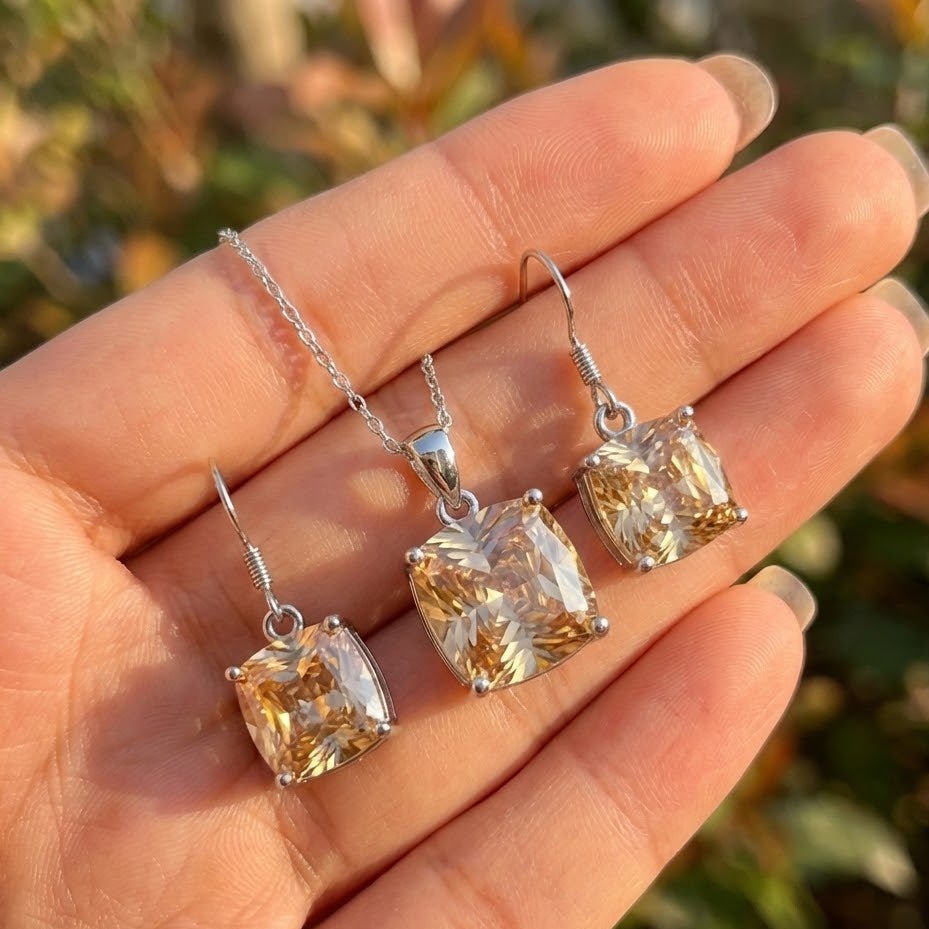 Golden Hour Locket Set