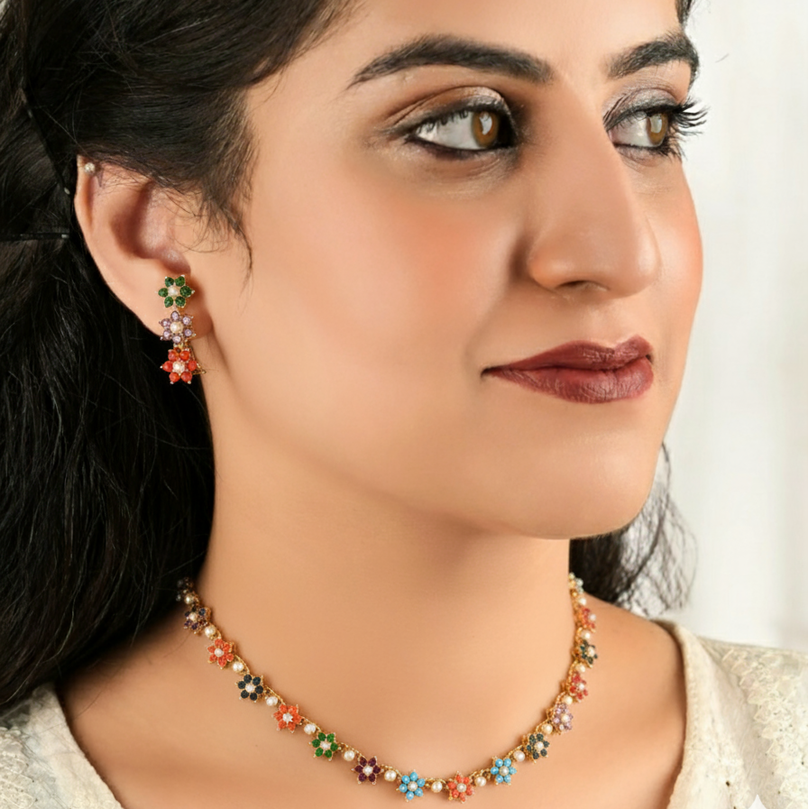 BLESSED BLOOM NECKLACE WITH EARRING