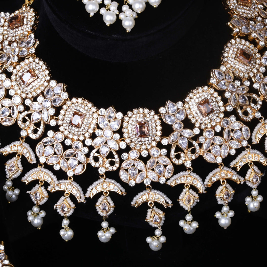 Kundan Handmade Bridal Set Champagne