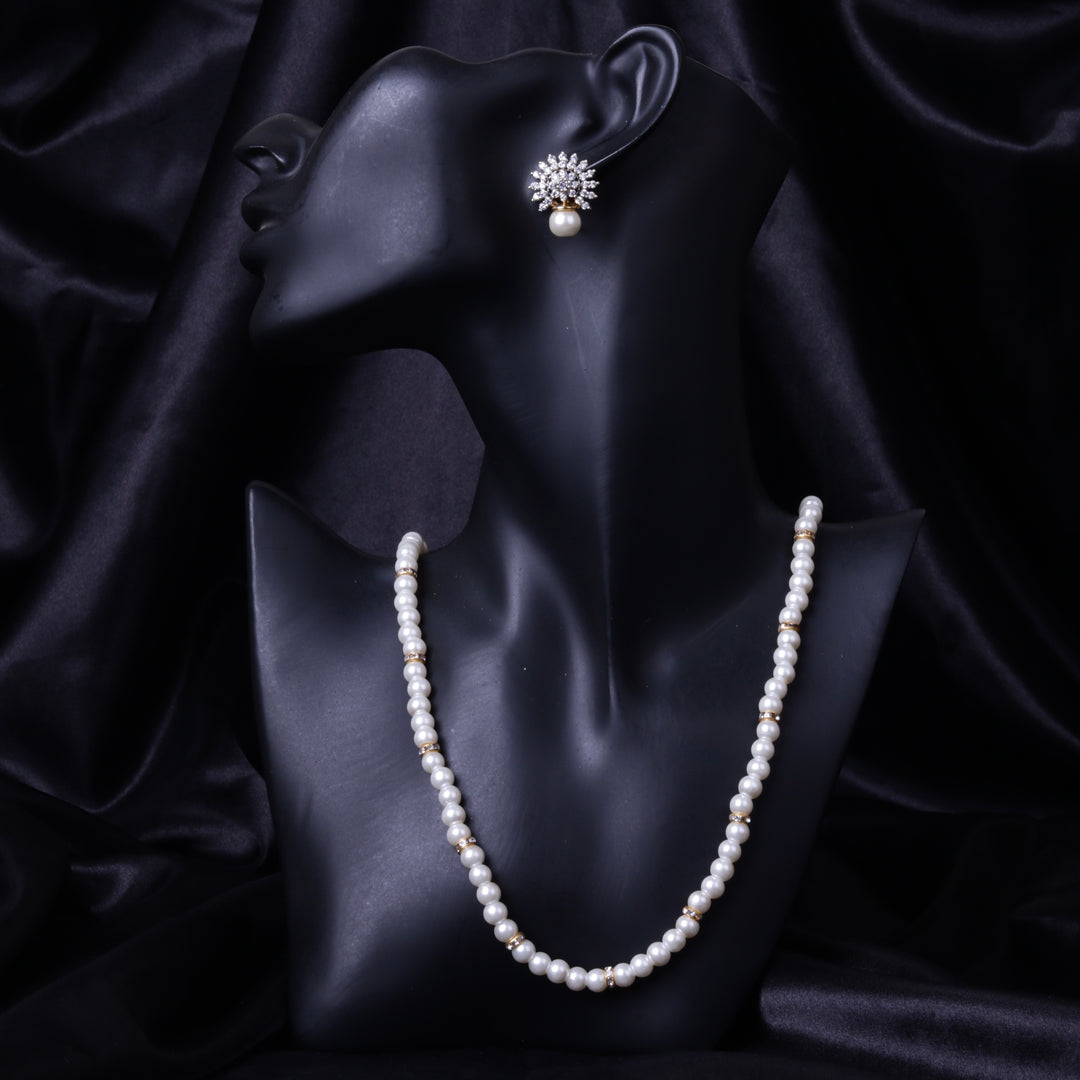 Zarkoon Jarao Tops With Pearl Mala Necklace Set