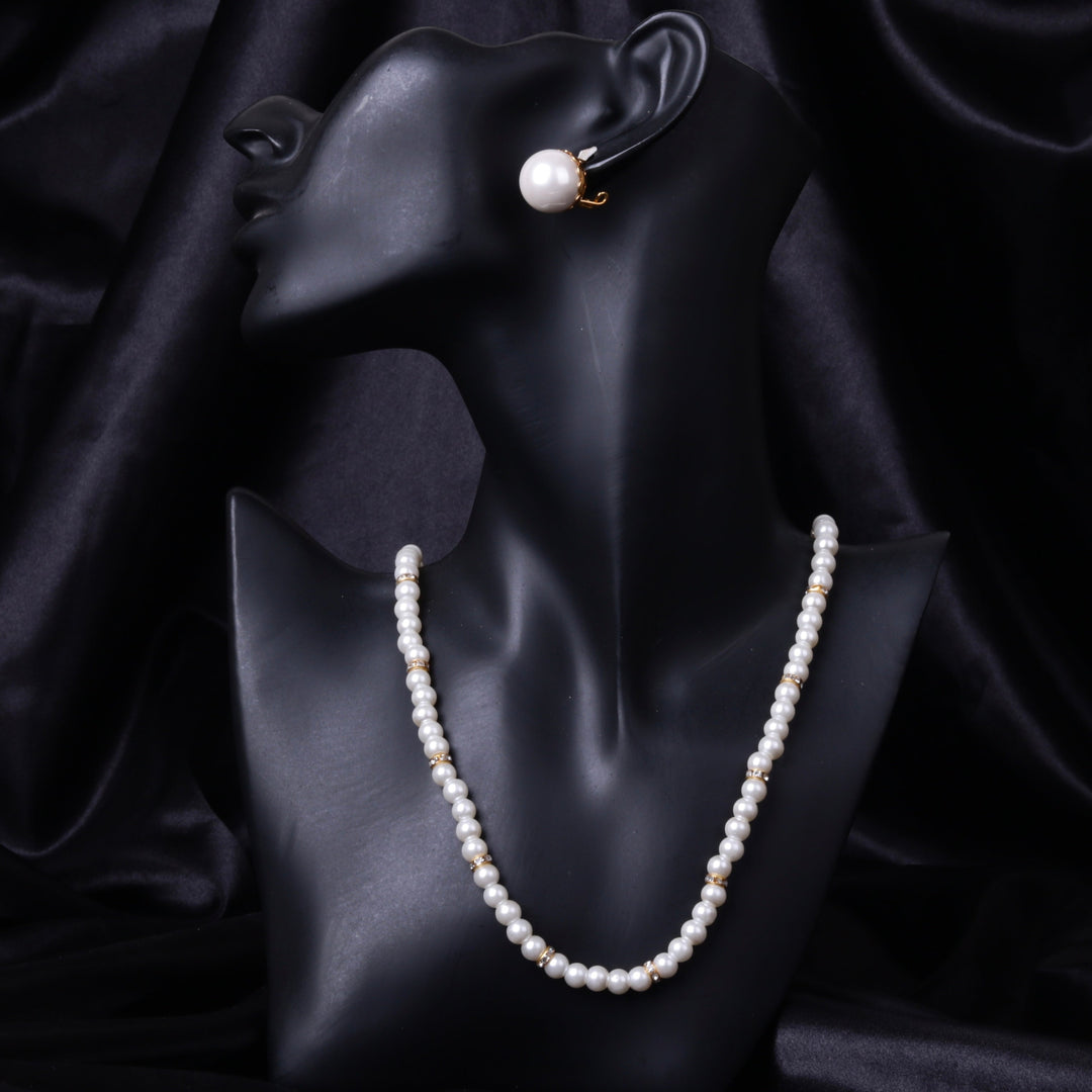 Mother of Pearl With Mala Necklace