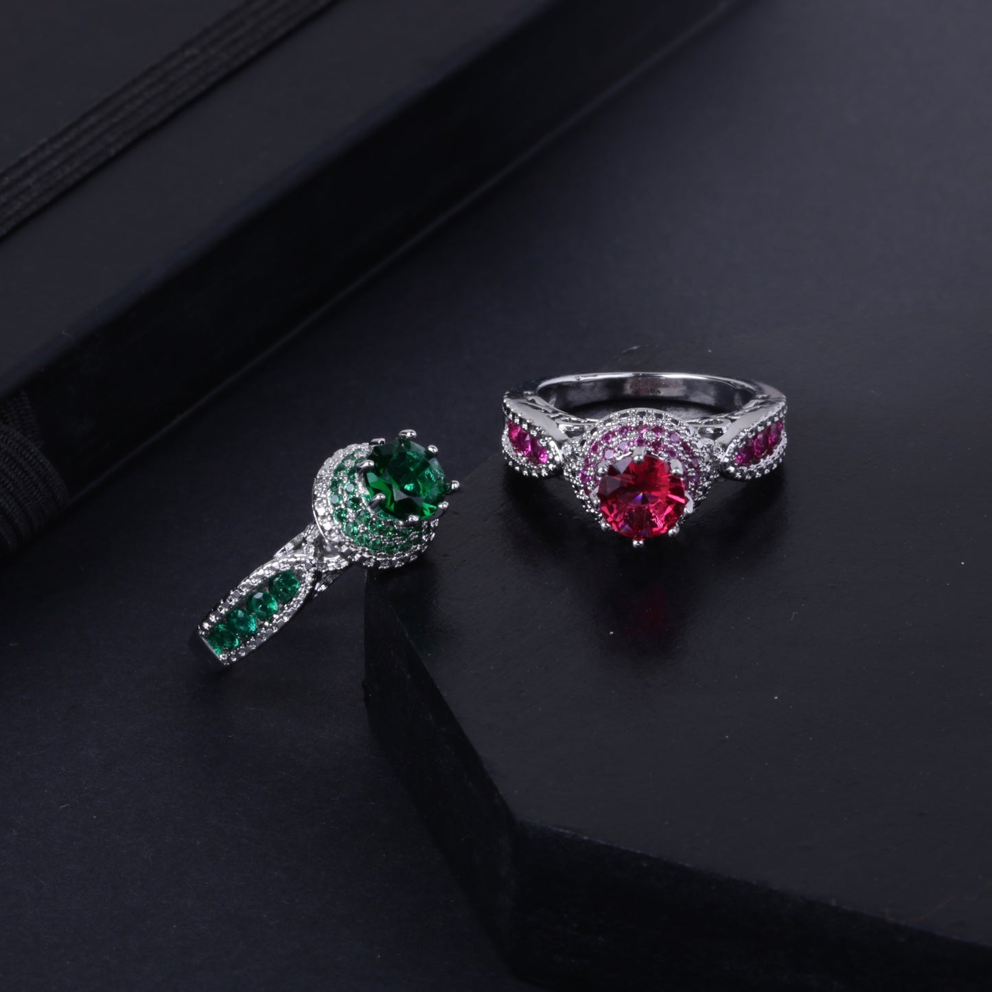 Gemstone Exquisite Ring