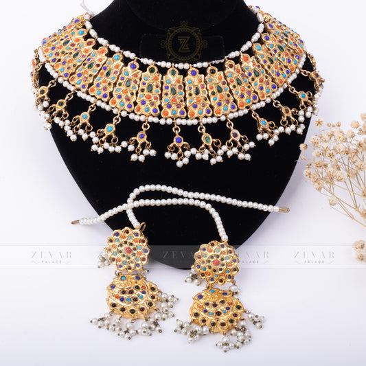 Stunning Kundan Set - 09