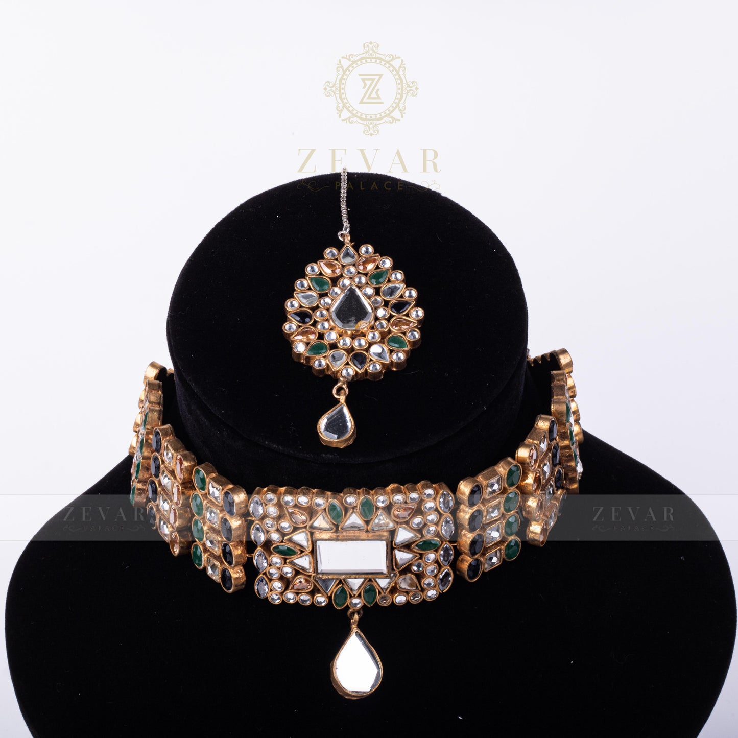 Stunning Kundan Set - 018