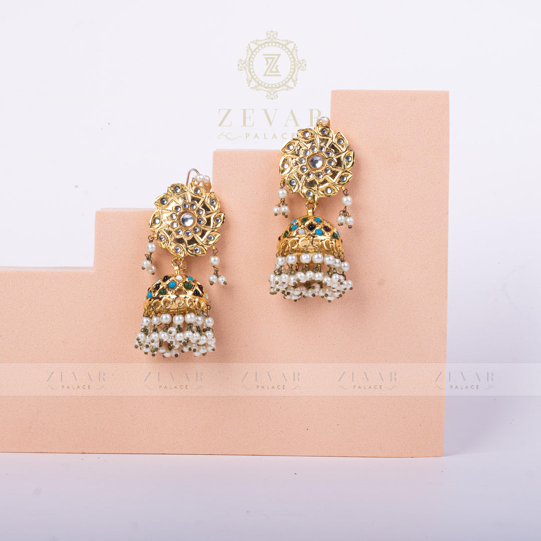 Stunning Kundan Earring - 011