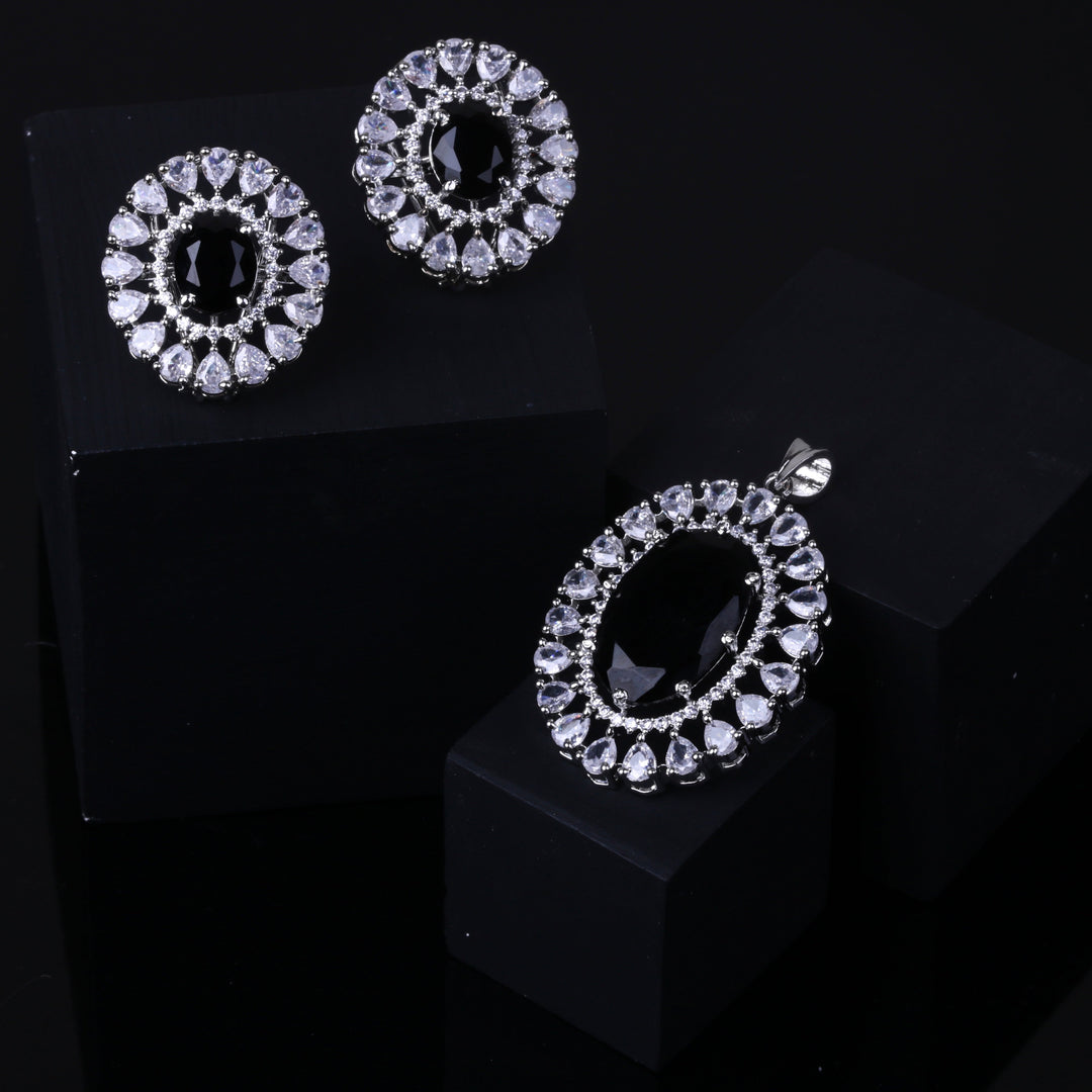 Mystique Silver Set
