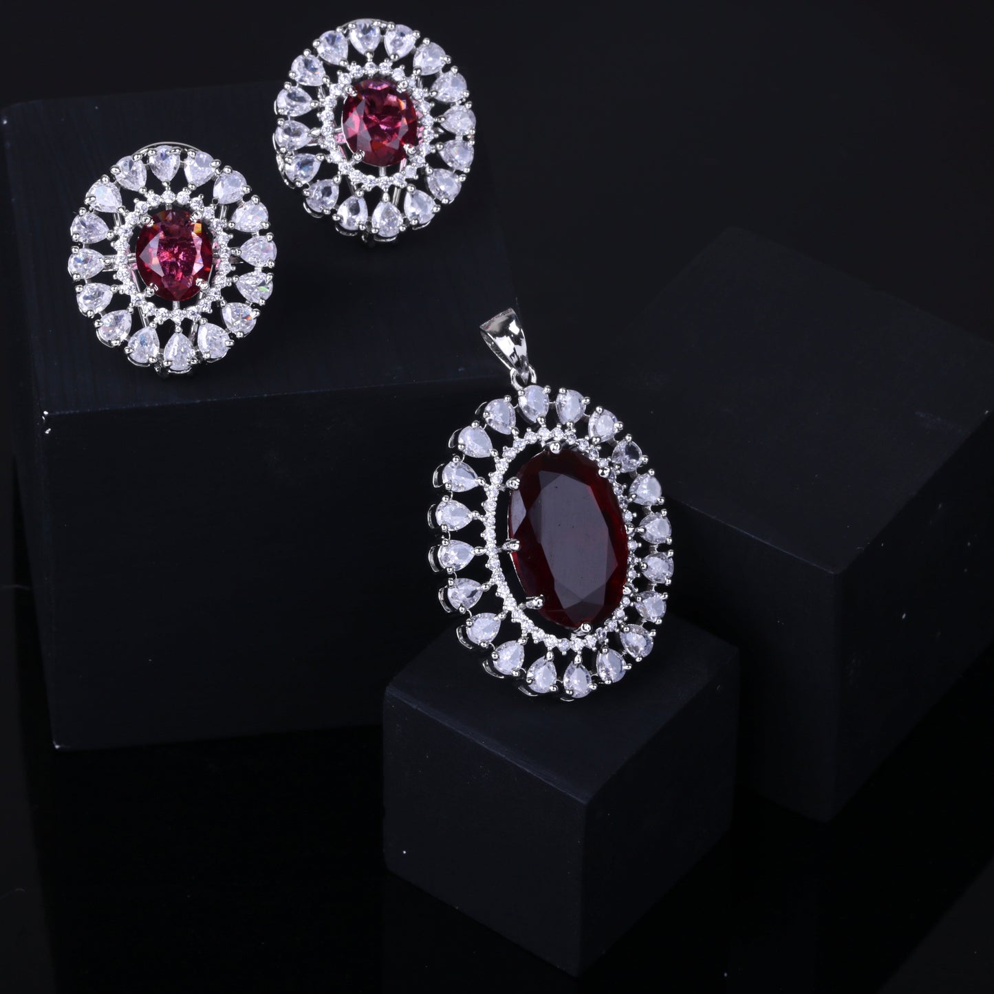 Mystique Silver Set