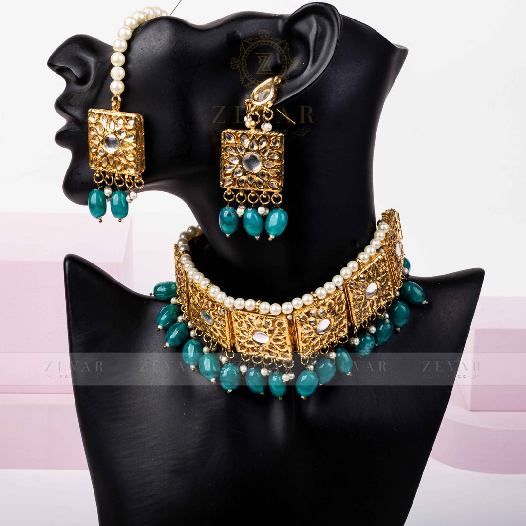 Stunning Kundan Set - 034