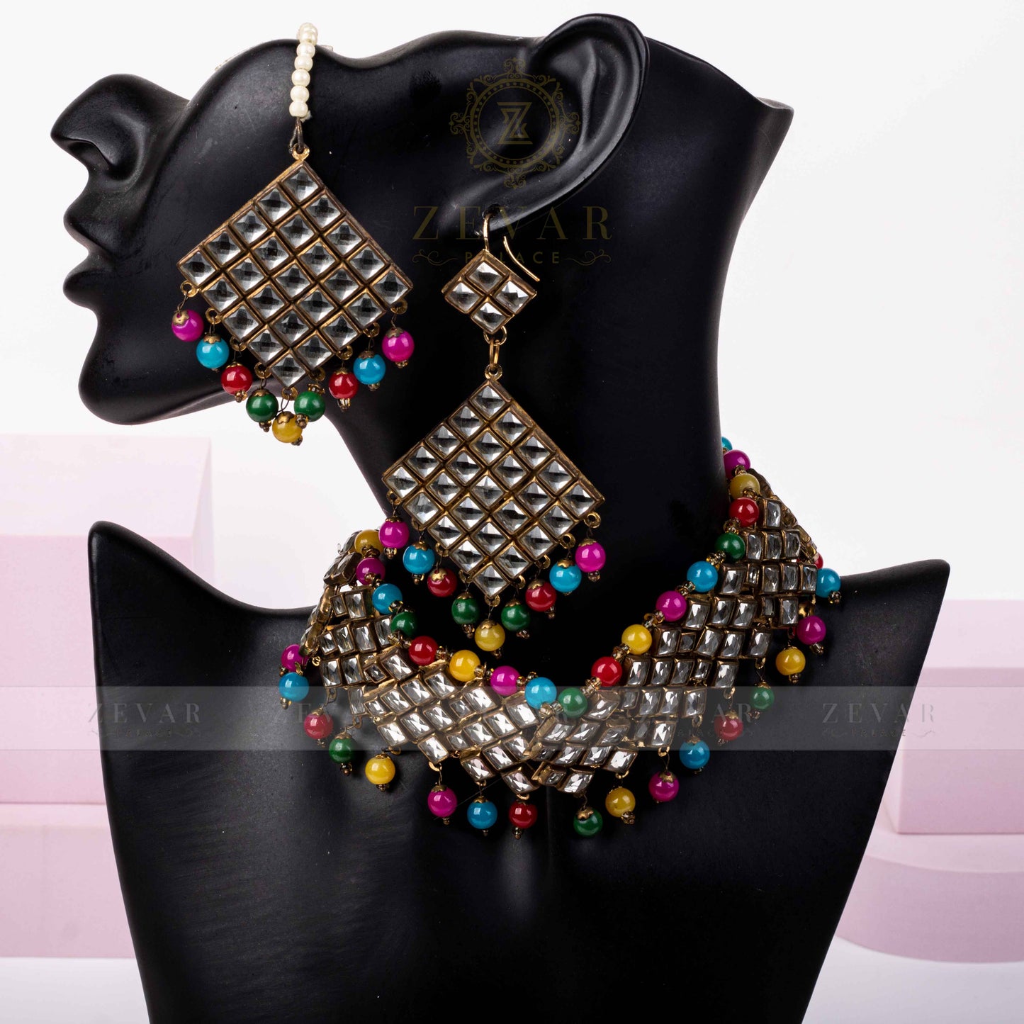 Stunning Kundan Set - 042