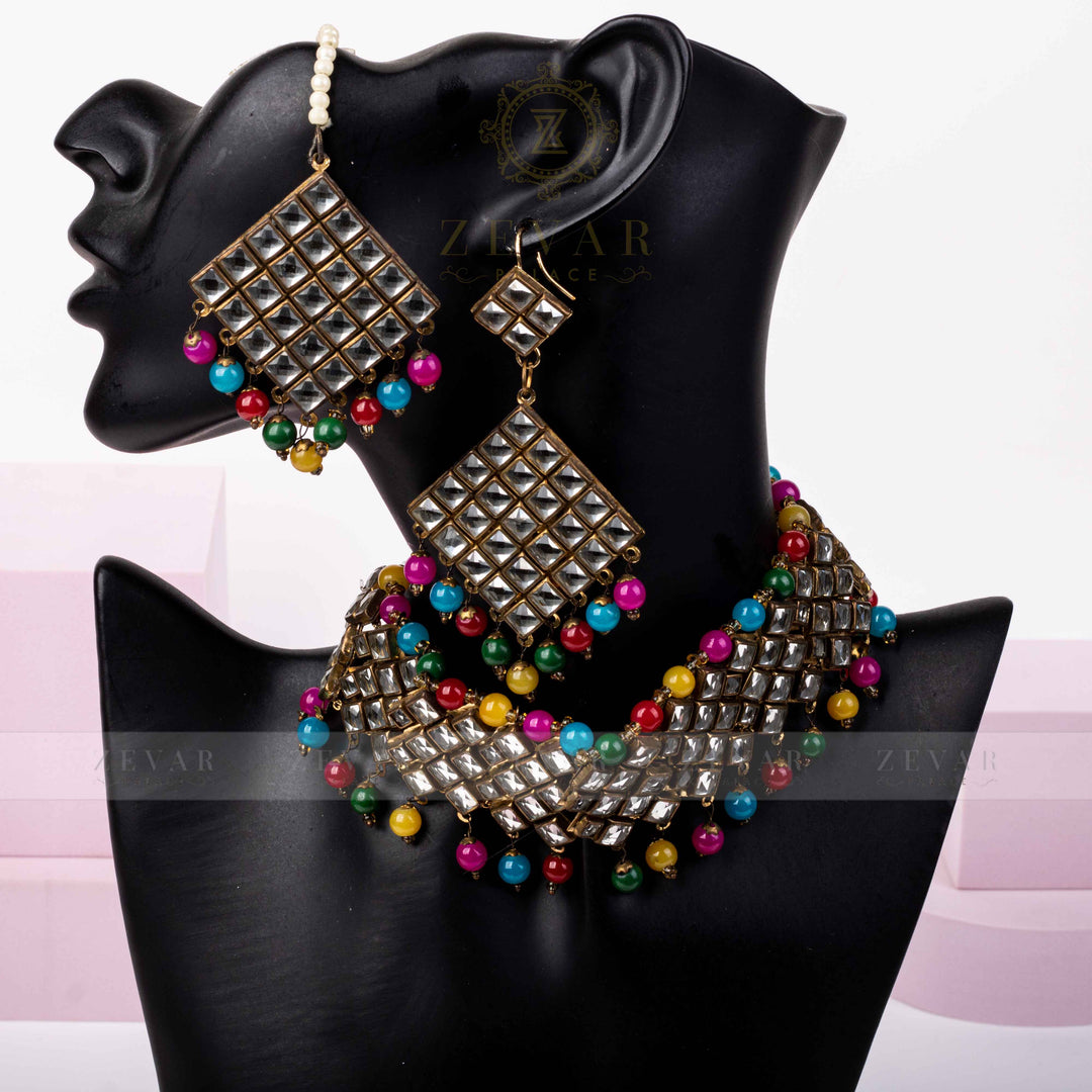 Stunning Kundan Set - 042