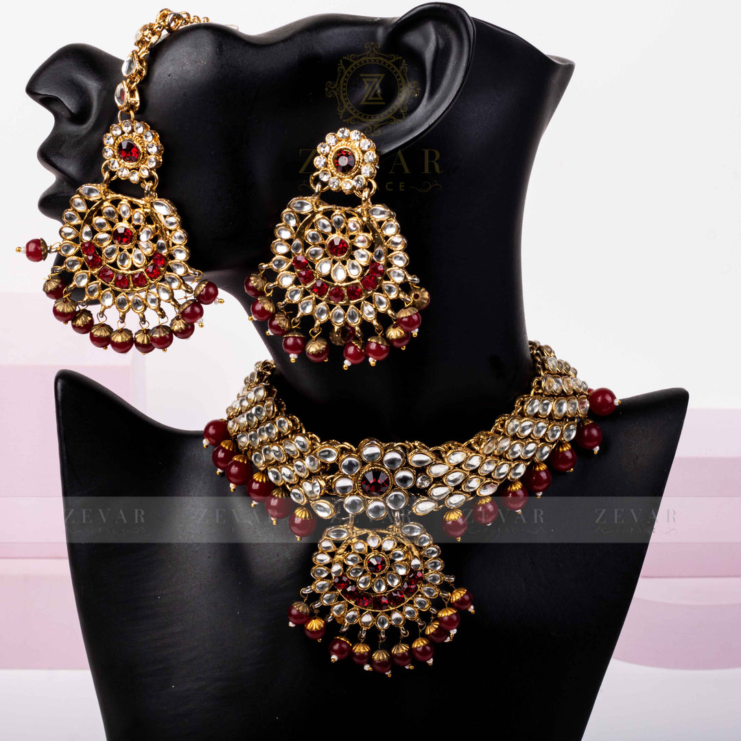 Stunning Kundan Set - 050