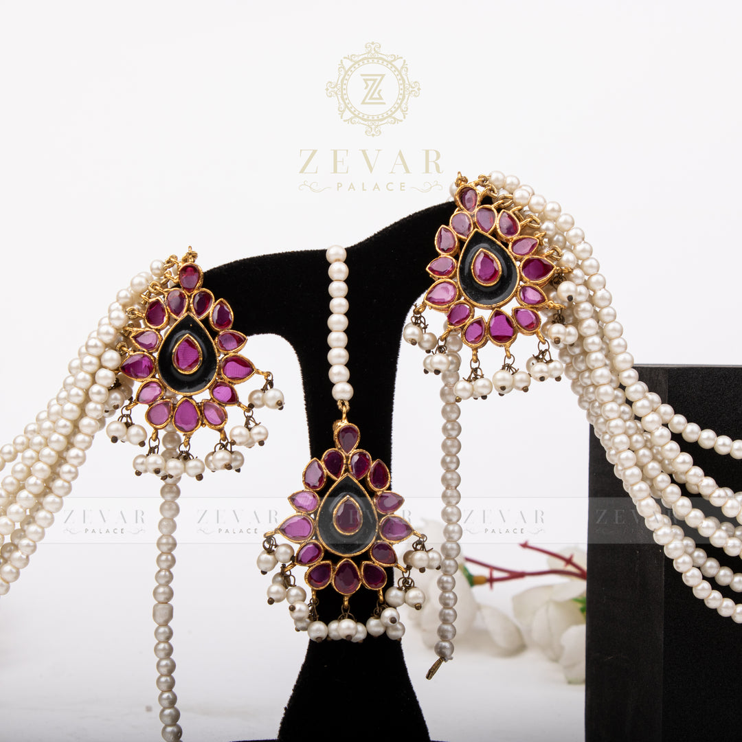 Pearl Sahara Earring & Teeka