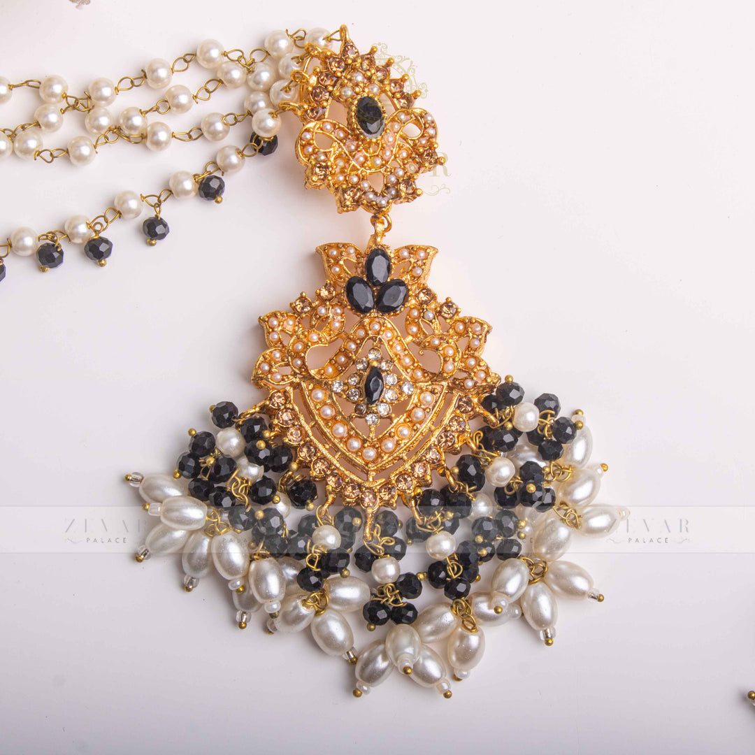 Sahara Earring & Teeka Black