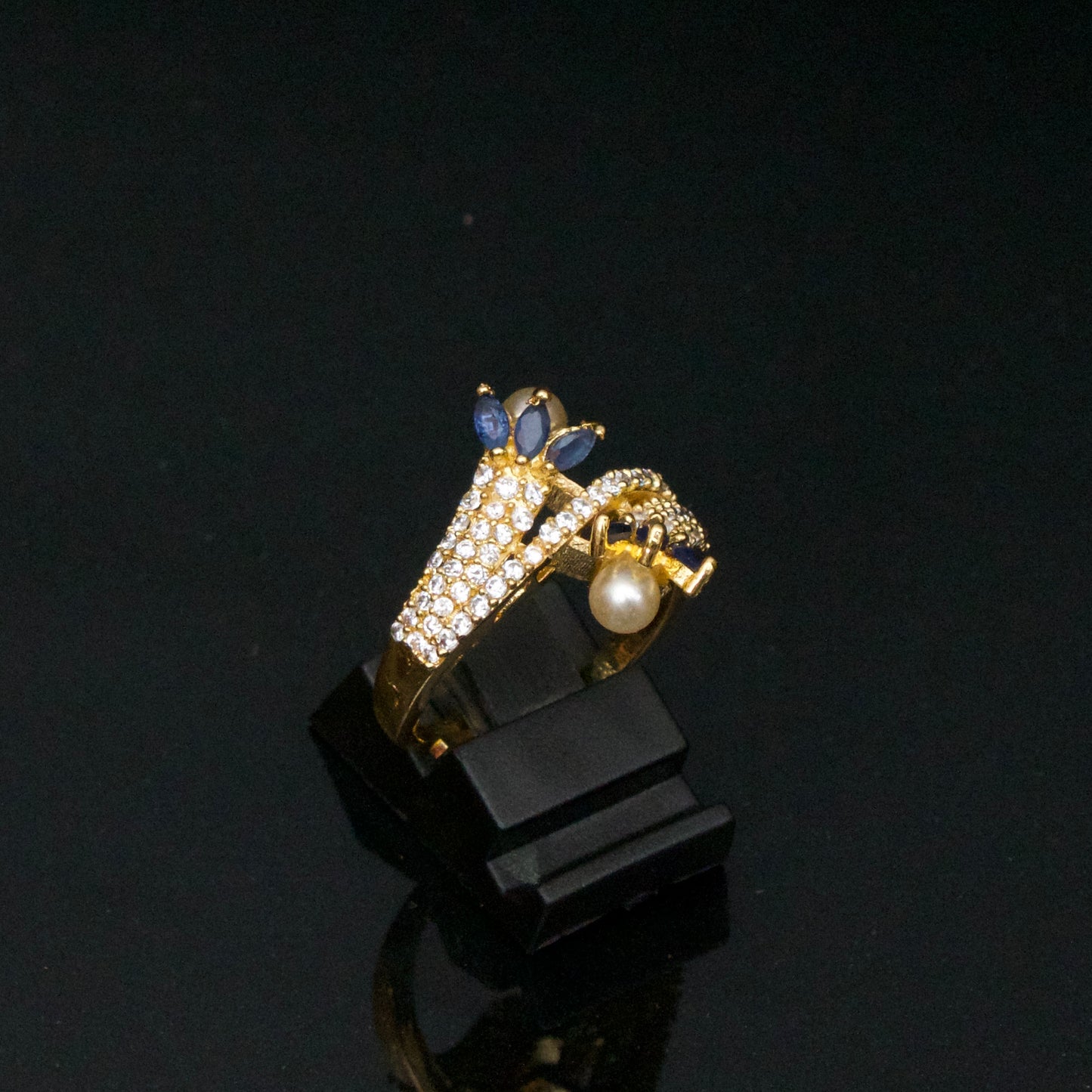 Double Pearl Ring