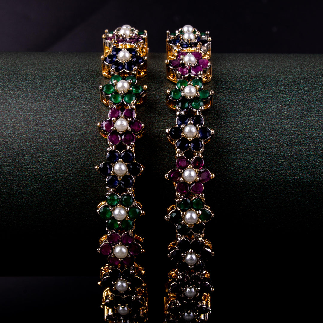 Premium Zircon Flower Bangle