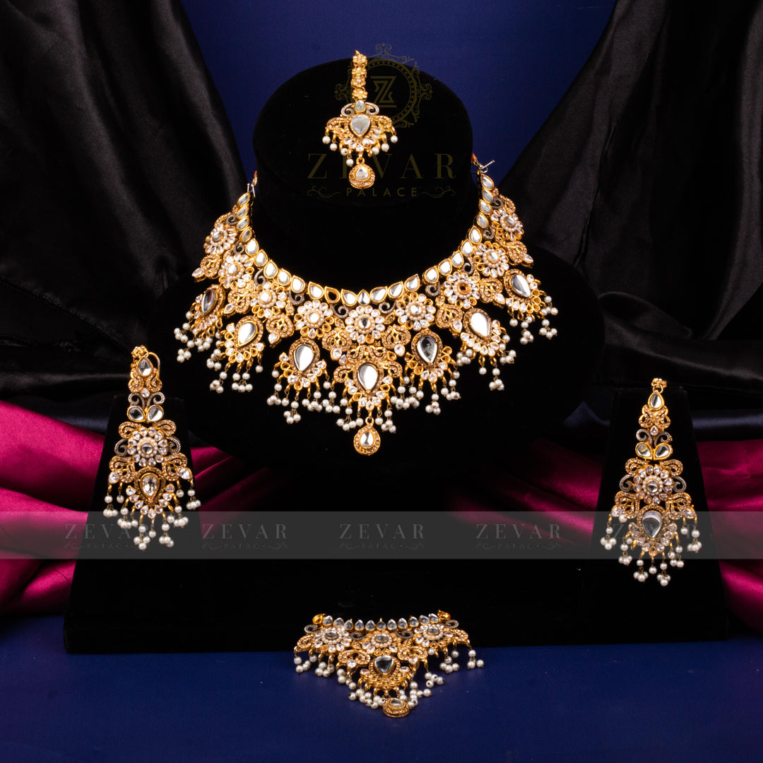 Bridal Stunning Kundan Set - 085