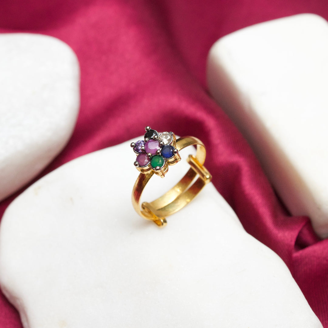 Zircoon Flowers Ring