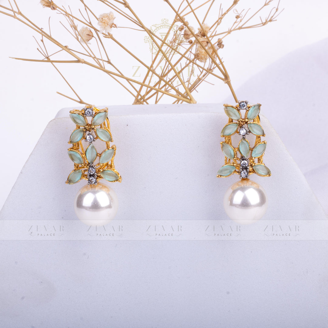 Pearl Flare Studs