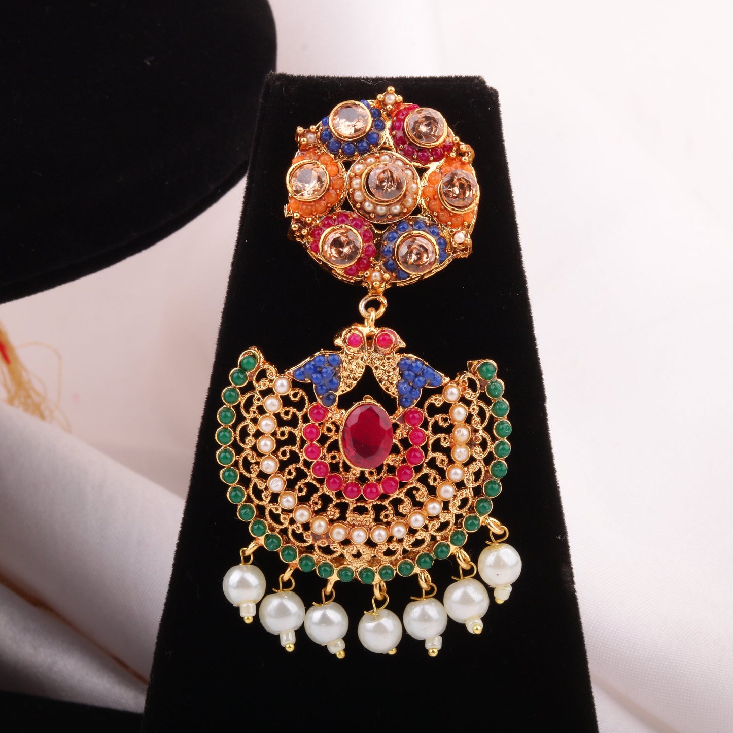 Pearl Majesty Choker Set