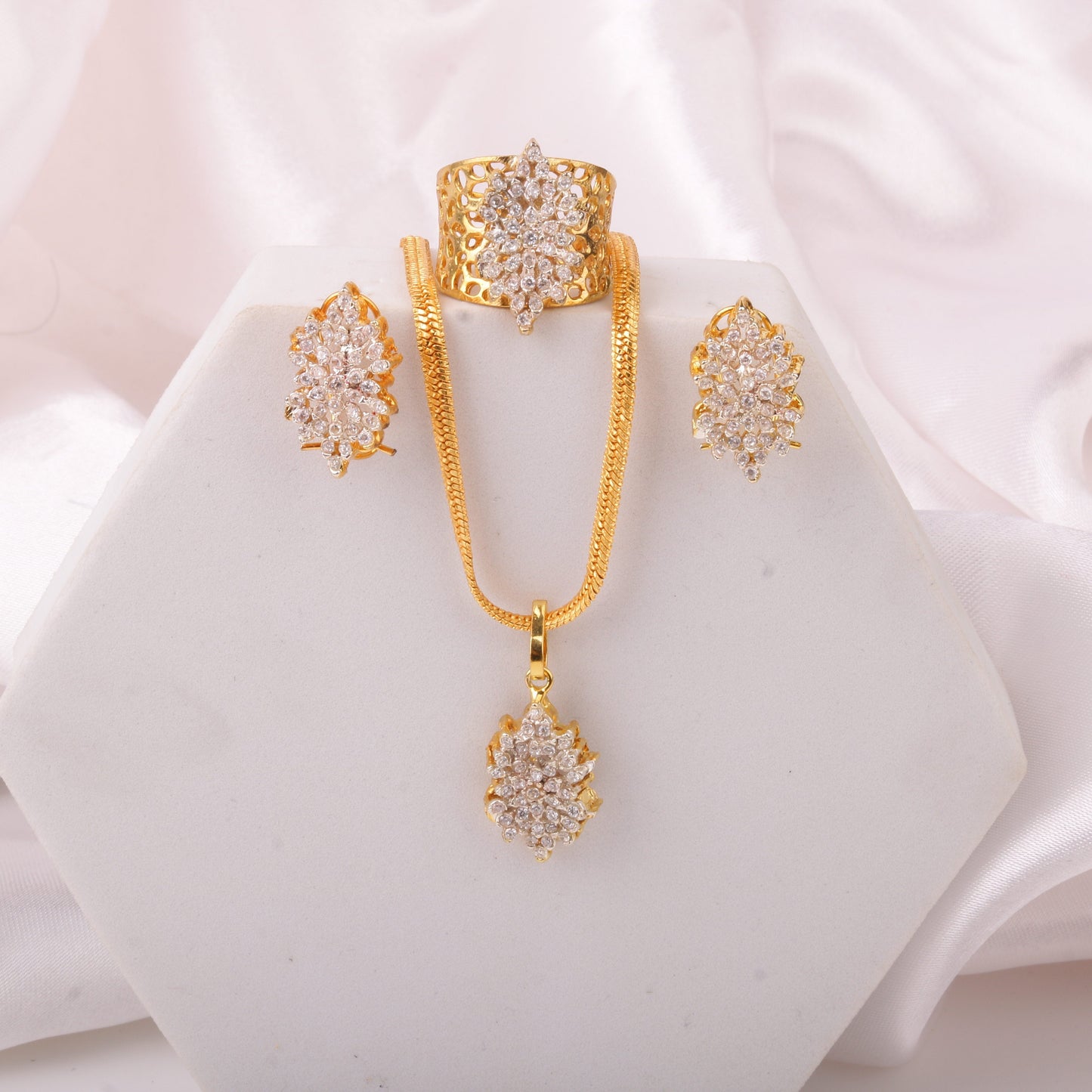 Royal Locket Sets