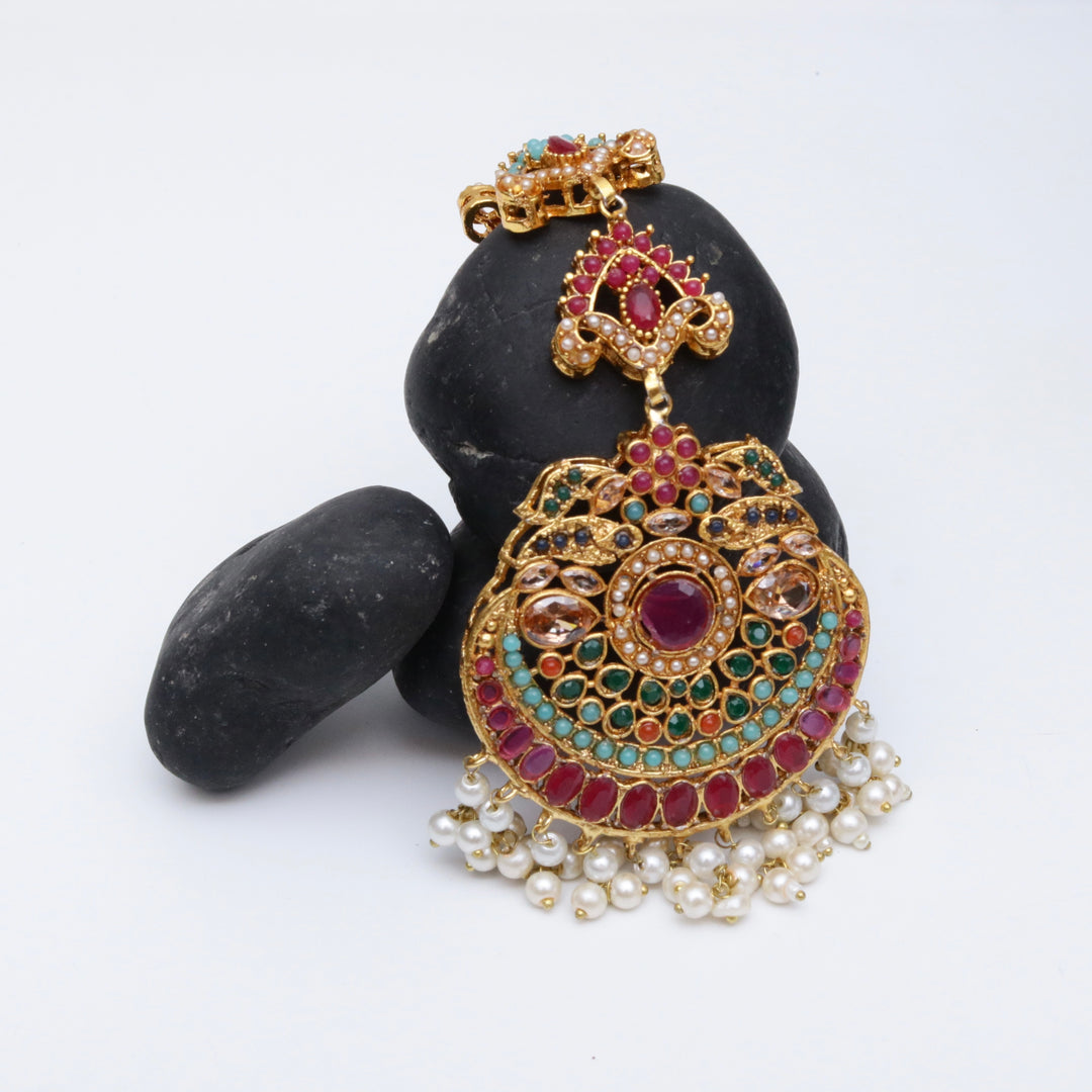 Elegant Naurattan Set