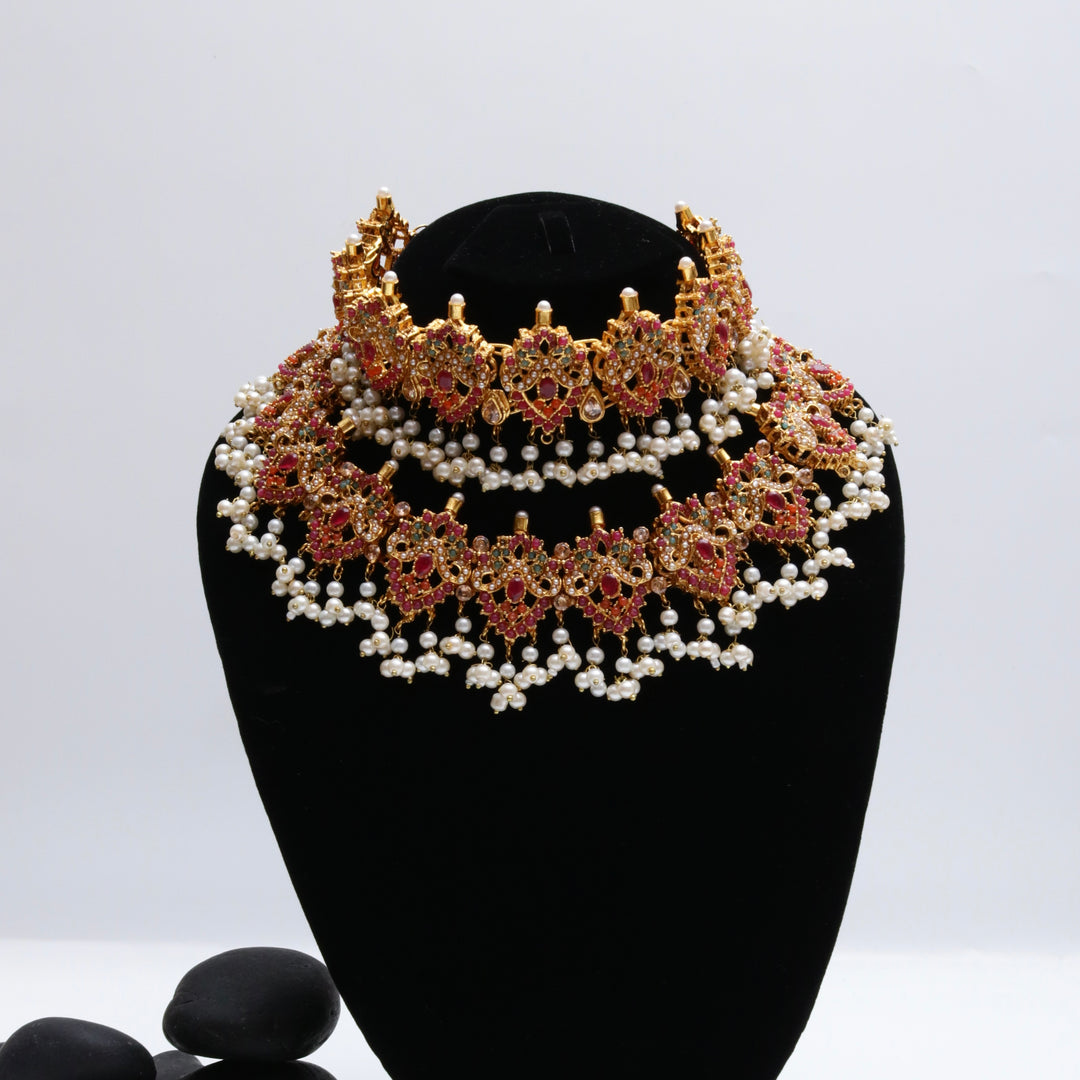Elegant Naurattan Set