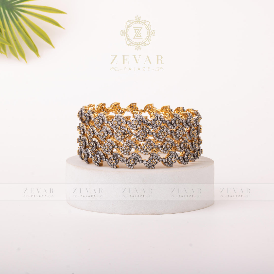 Zircons Bangle 03