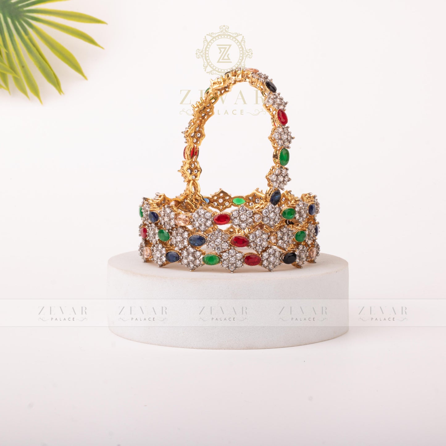Zircons Bangle 04
