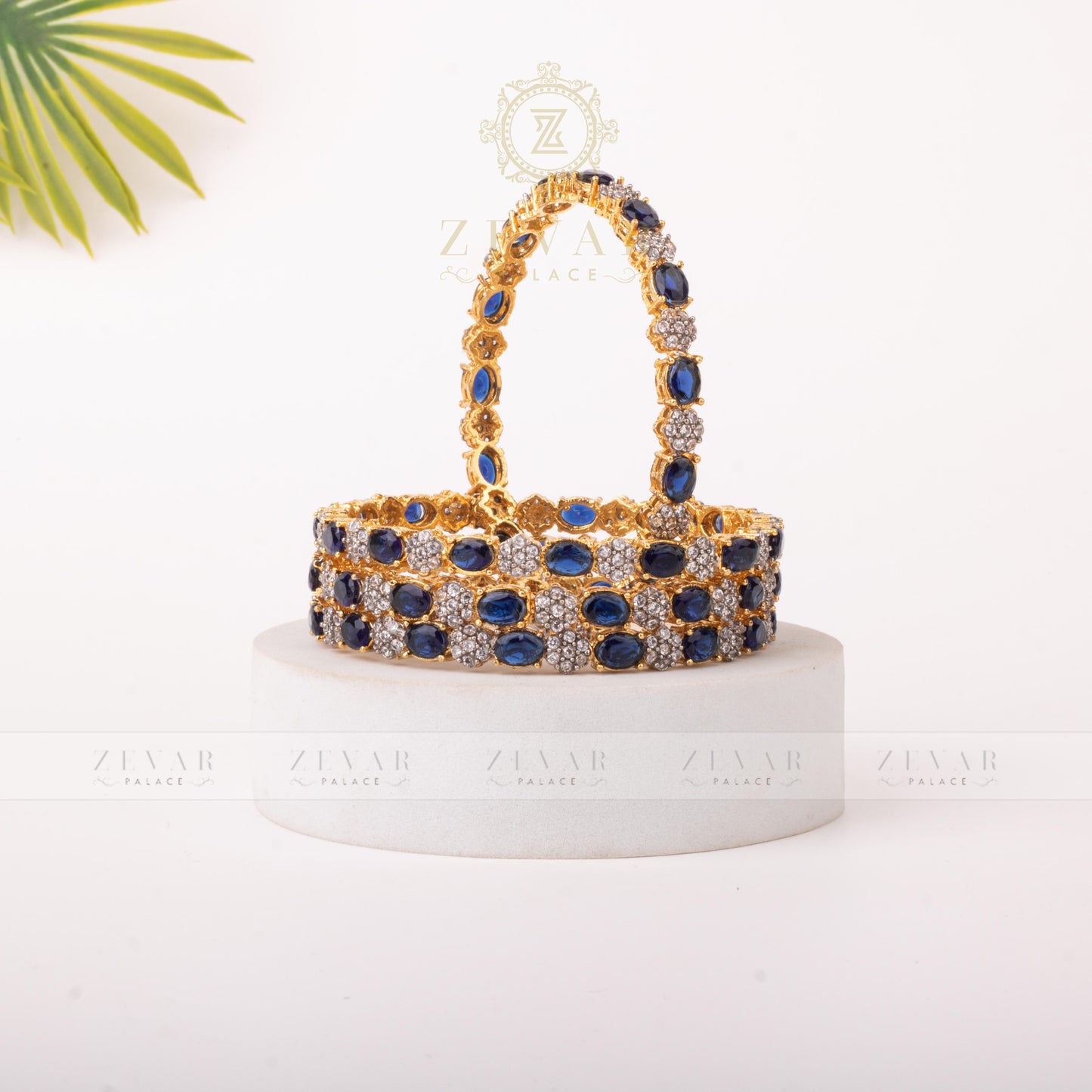 Zircons Bangle 05