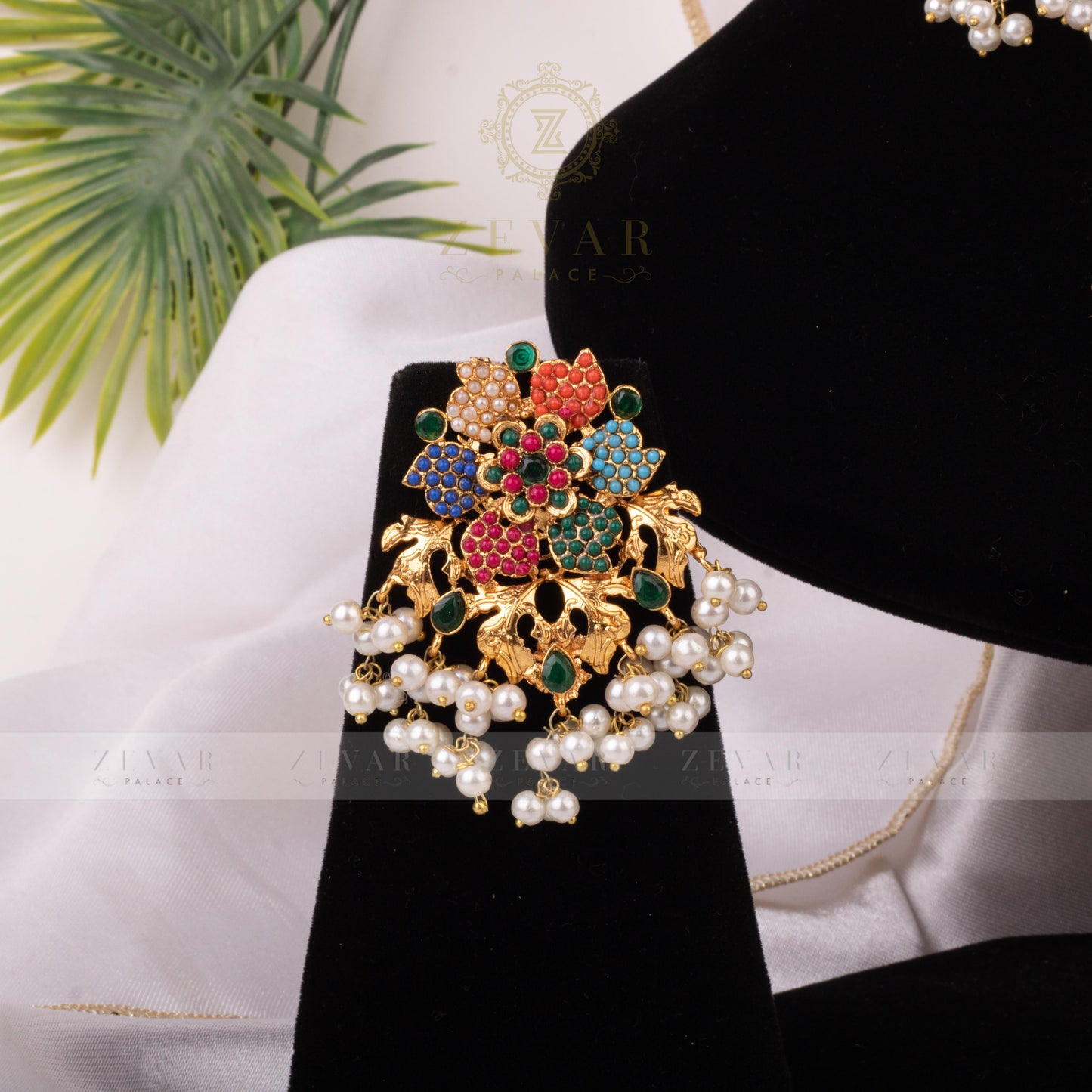 Stunning Naurattan Set 309