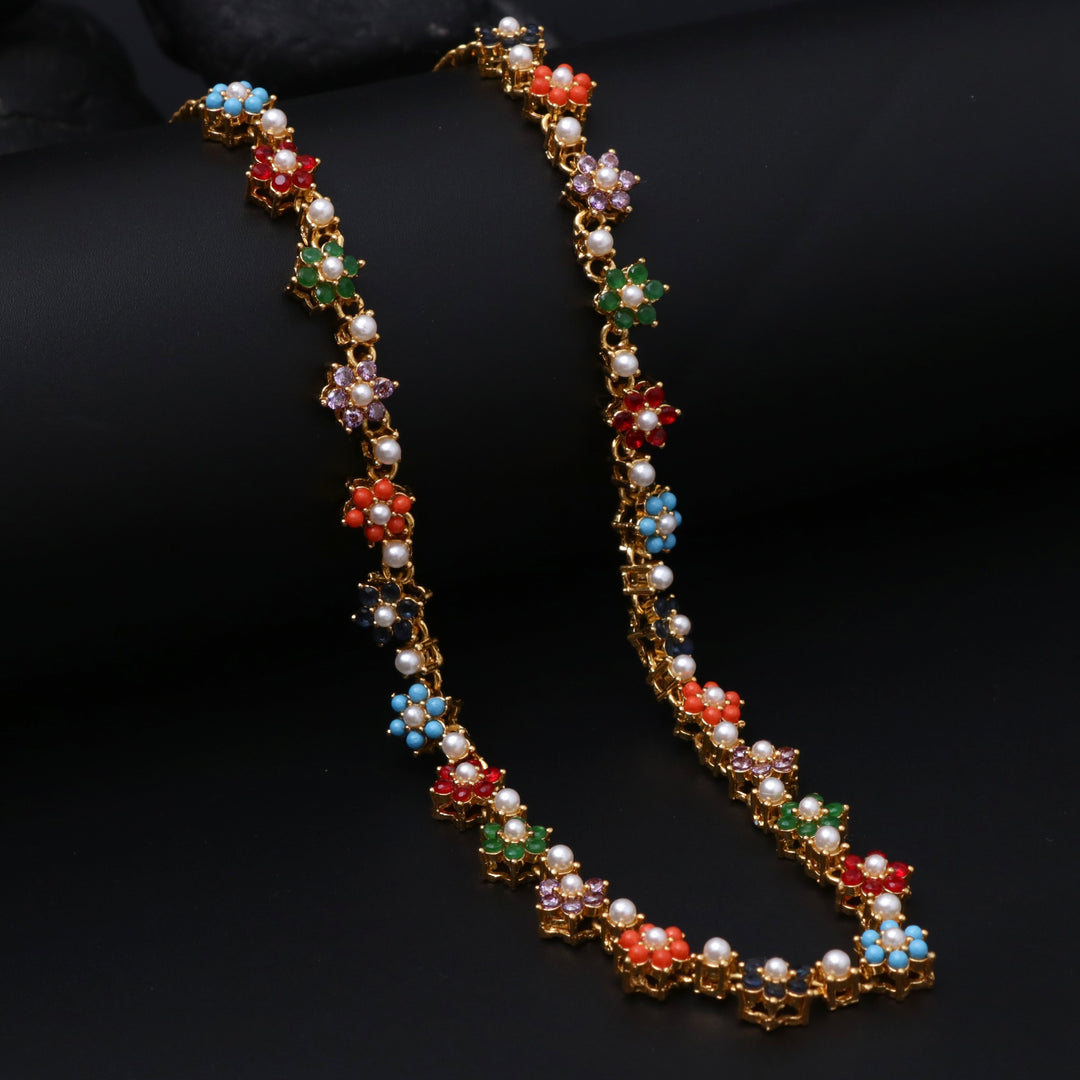 BLESSED BLOOM NECKLACE WITH EARRING