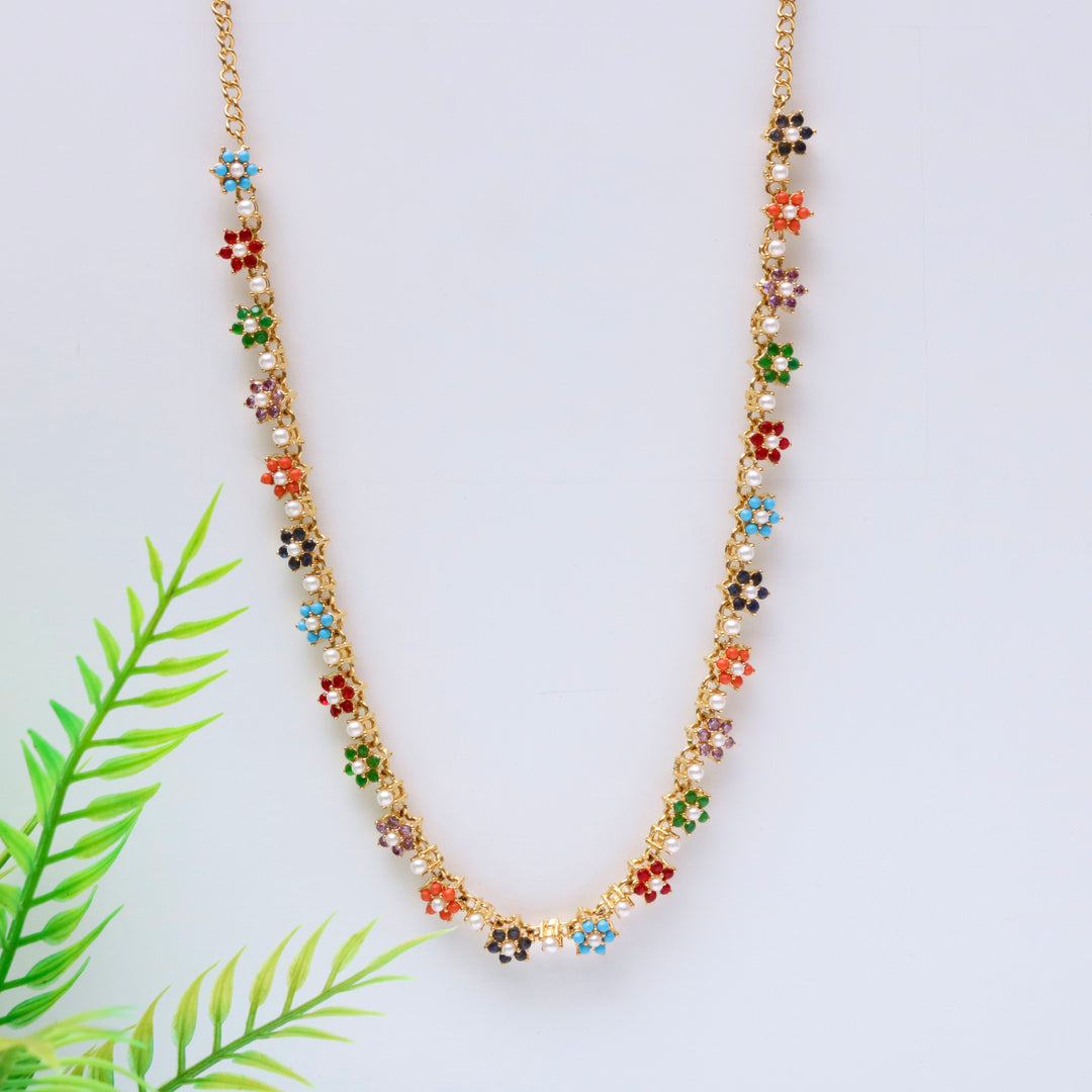 BLESSED BLOOM NECKLACE WITH EARRING