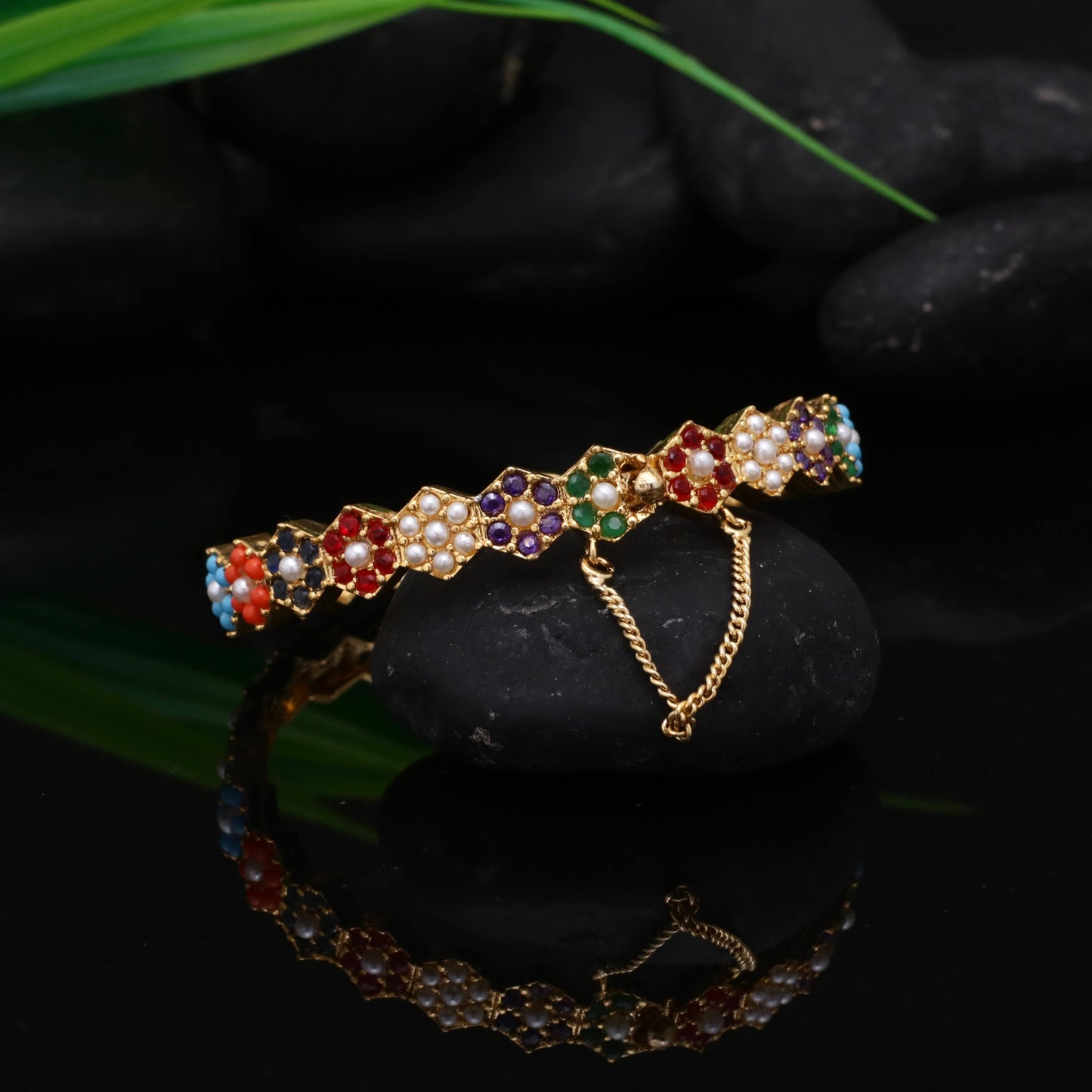 Zircon Flower Single Bangle