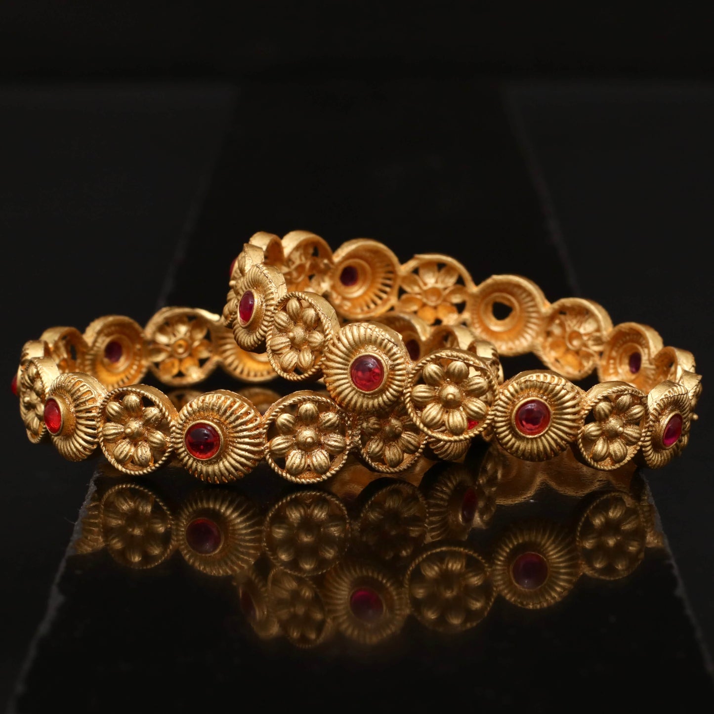 Zoya Rajwari Two Piece Bangle