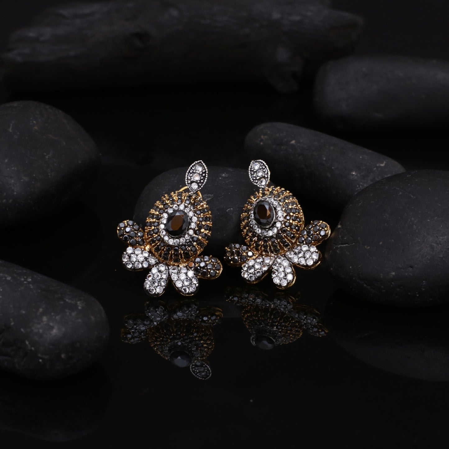 Oxidized Zircon studs