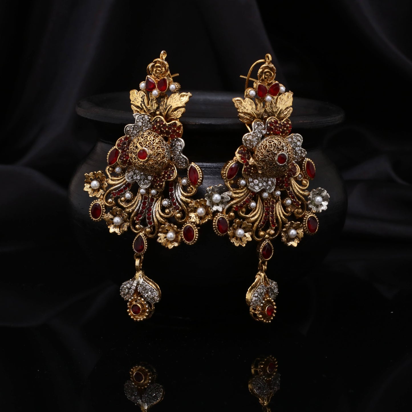 Kairi Zirconia with Crystal Earing 02