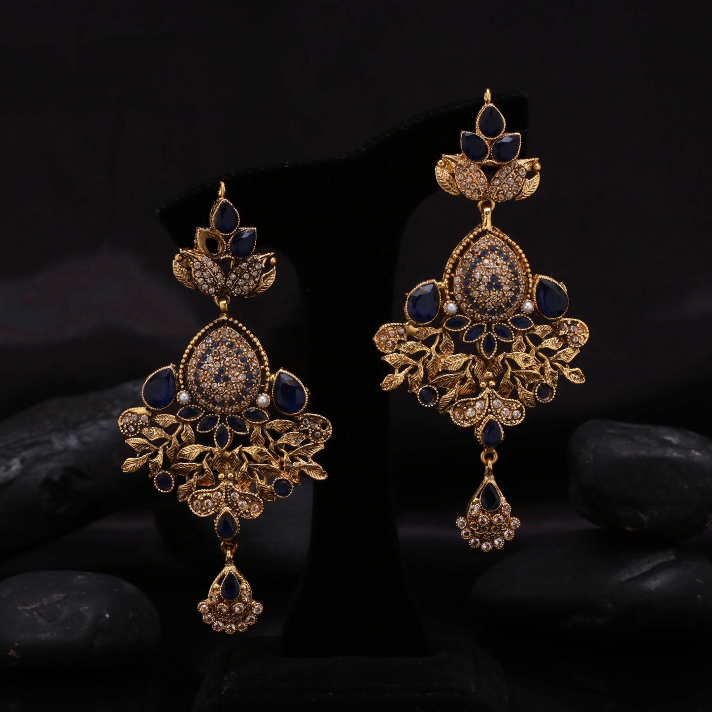 Kairi Zirconia with Crystal Earing 03