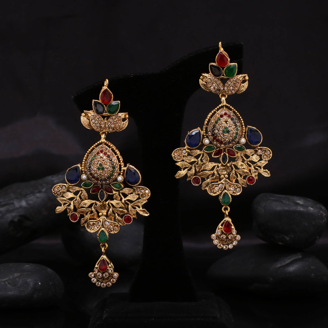 Kairi Zirconia with Crystal Earing 03