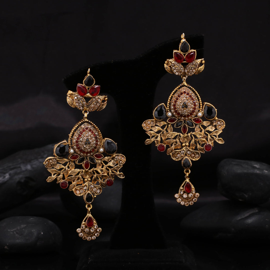 Kairi Zirconia with Crystal Earing 03