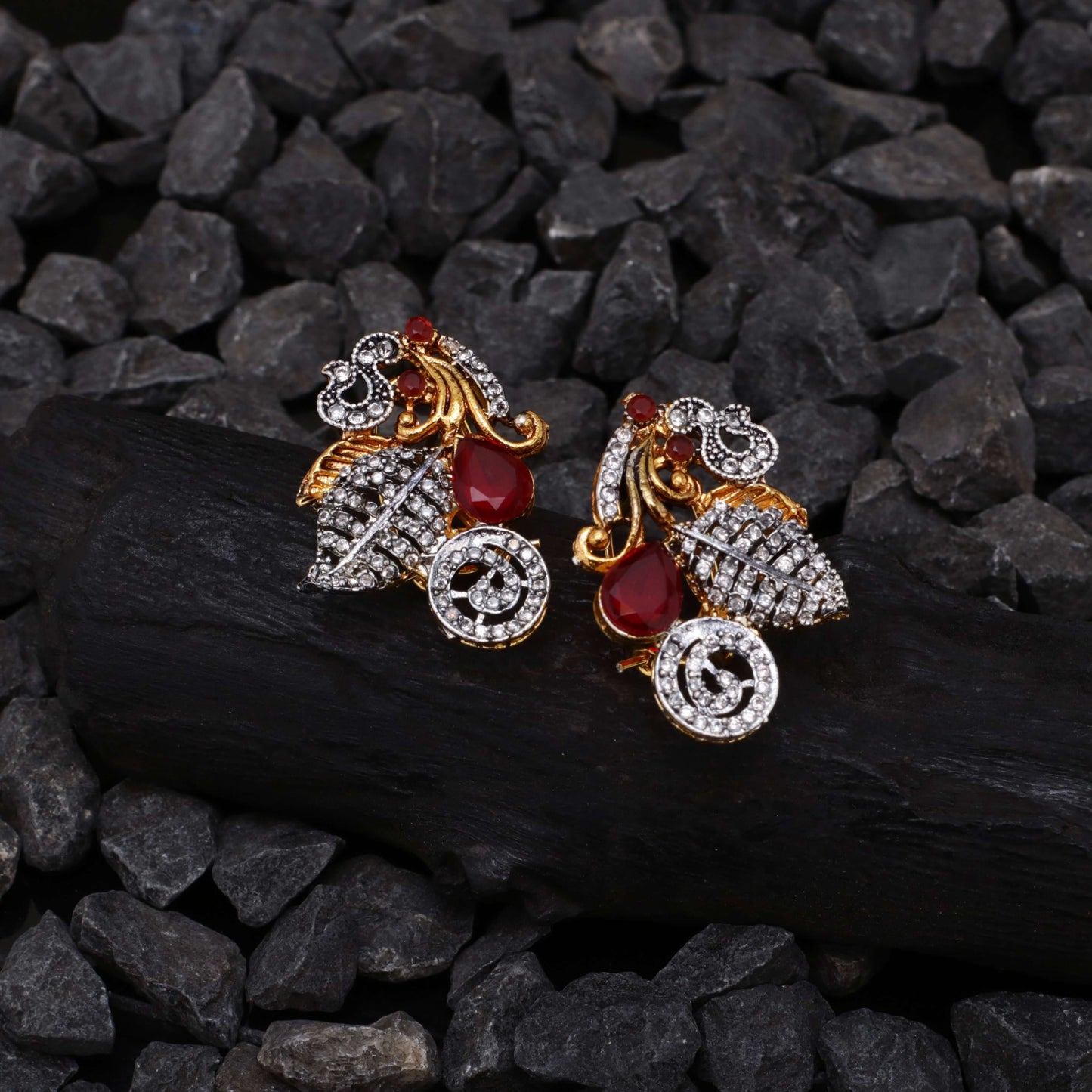 Leaves Studs 03