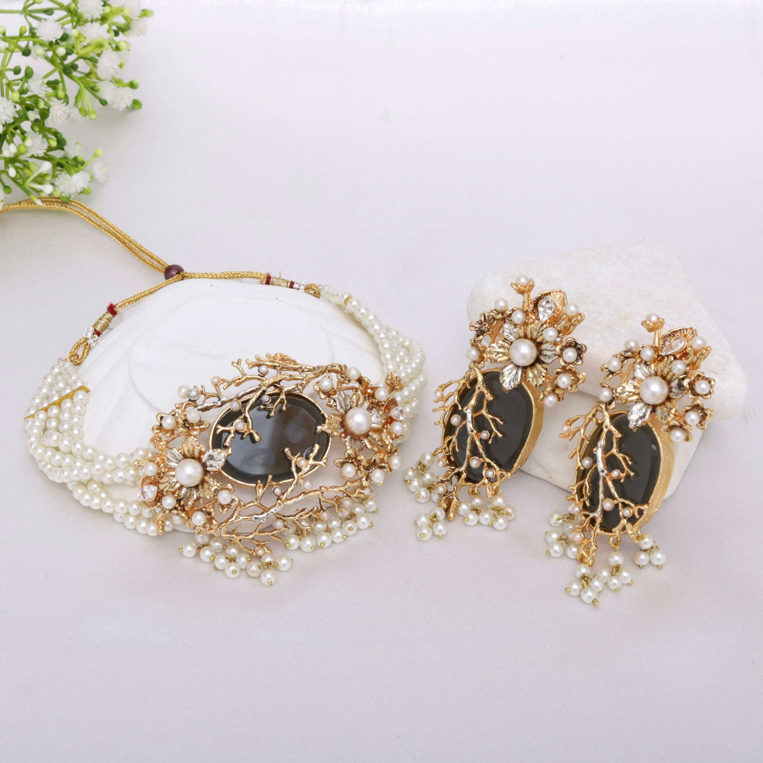 Orchid Hand Crafted Chokker Set