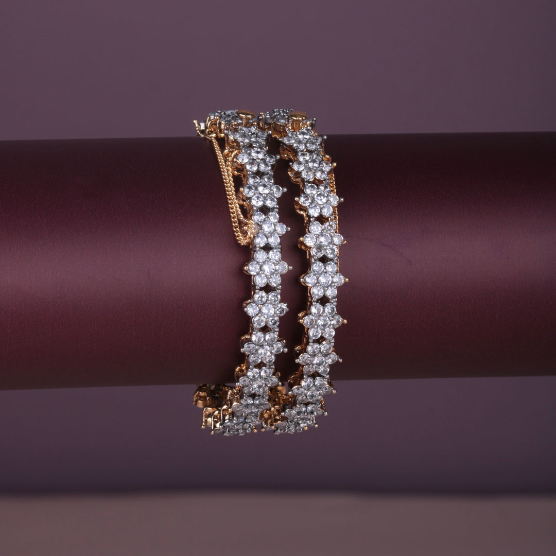 Premium Zircon Flower Bangle