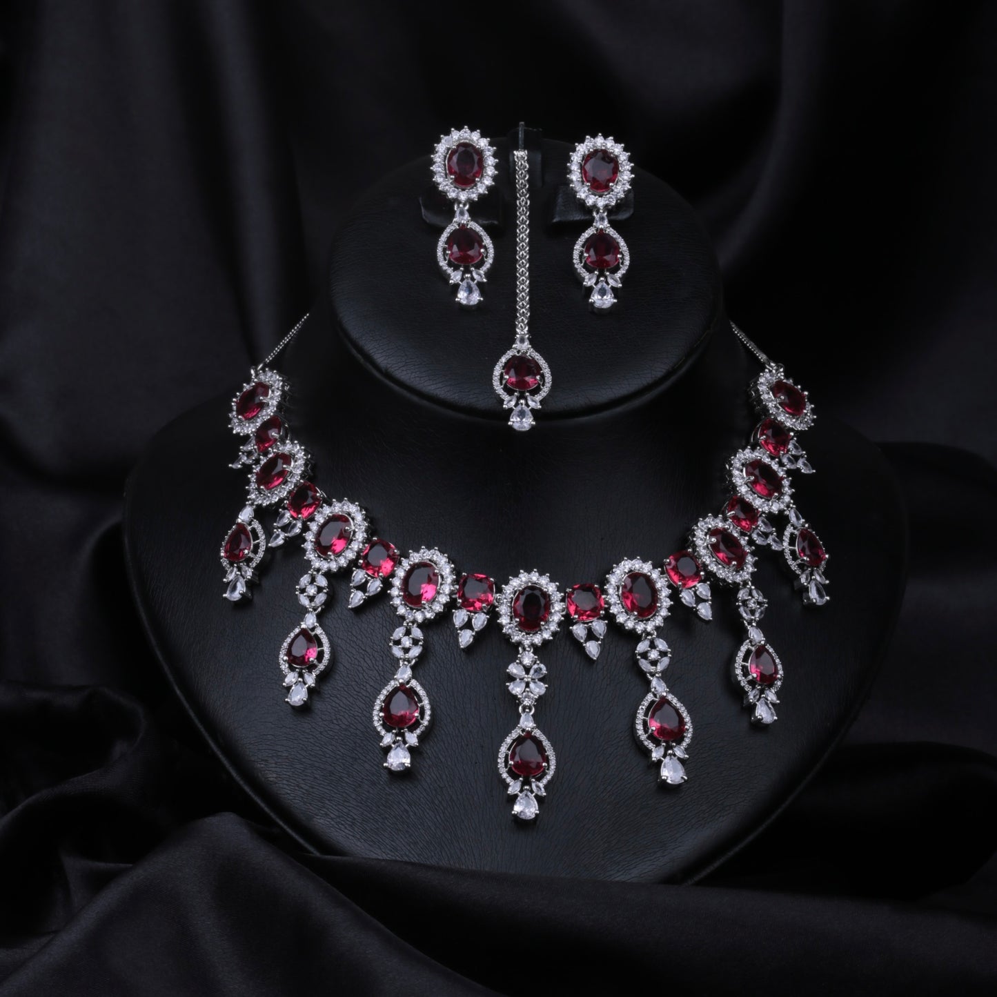 Celestial Charm Set Ruby 30