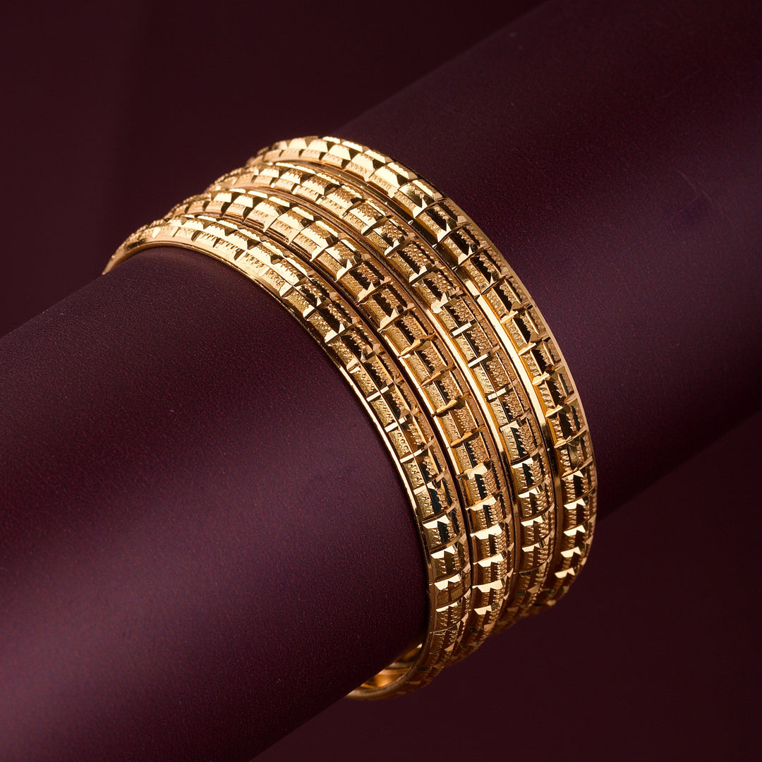 Fine Gold Bangles 02 (2.4 Size)