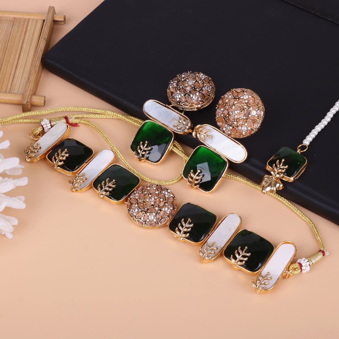 Big Stones Necklace Set