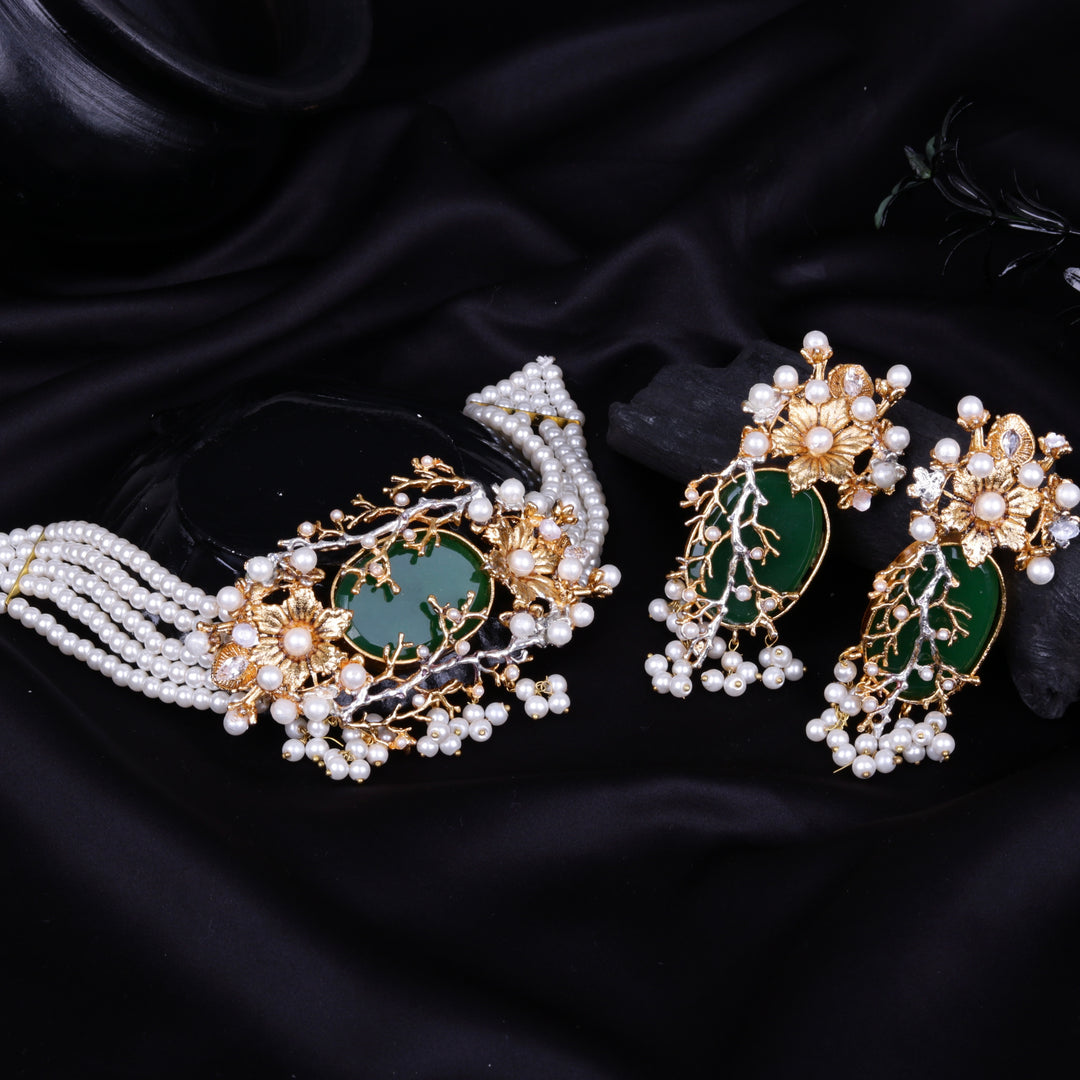 Orchid Hand Crafted Chokker Set