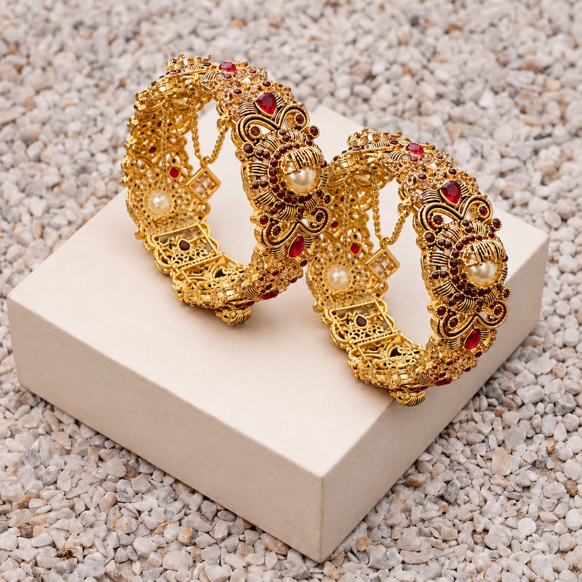 Rednish Pearl Openable Kangan