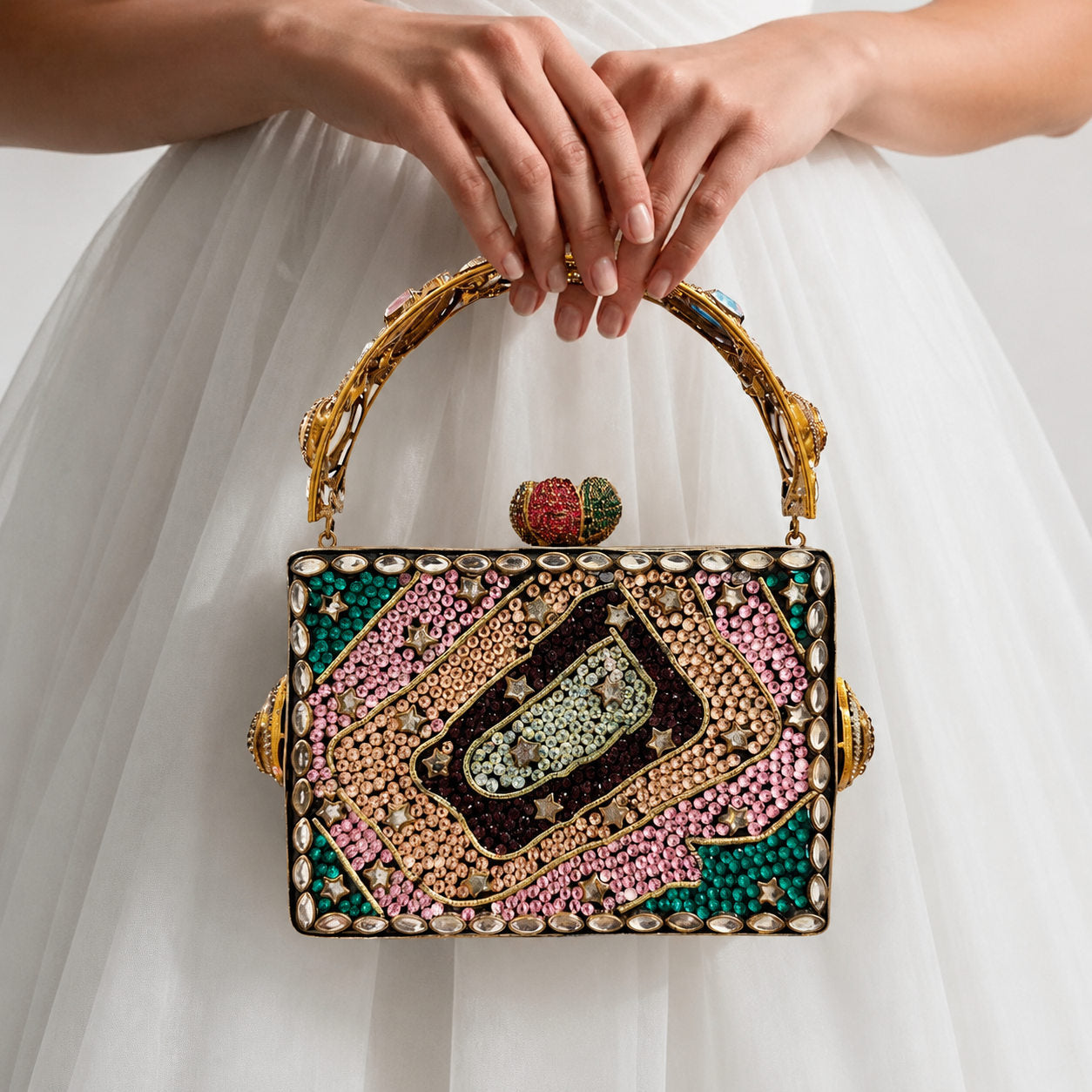Gilded Treasures – Bridal Evening Handle Clutch Bag (Copy)