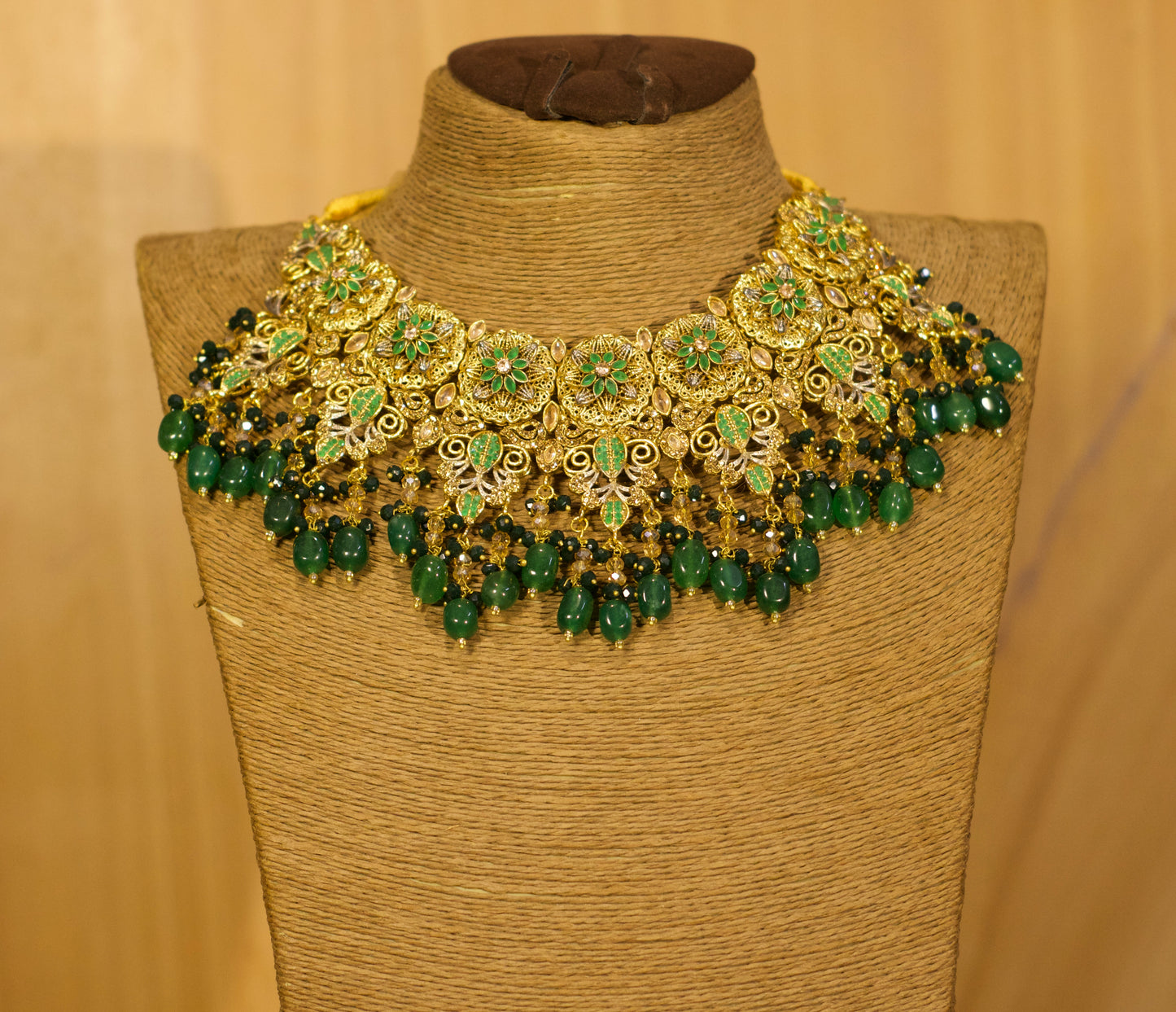 Emerald Zarkoon Set
