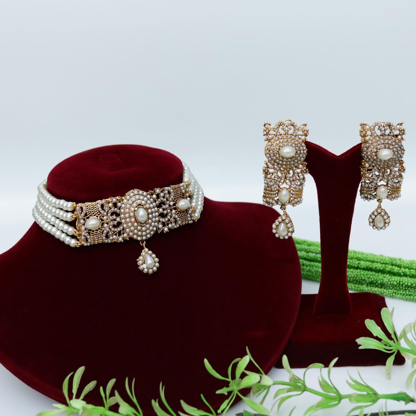 Choker Pearl Set